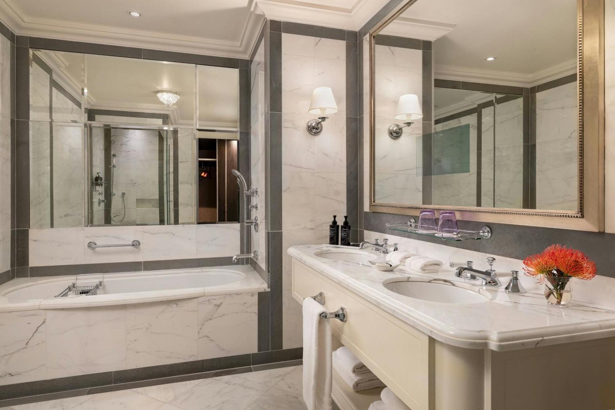 The St. Regis Firenze Esterno foto