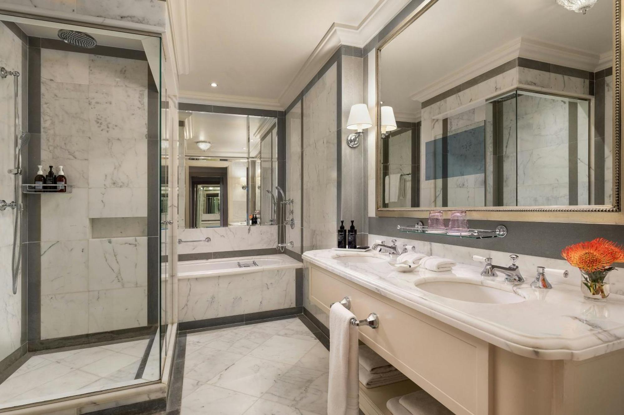 The St. Regis Firenze Esterno foto